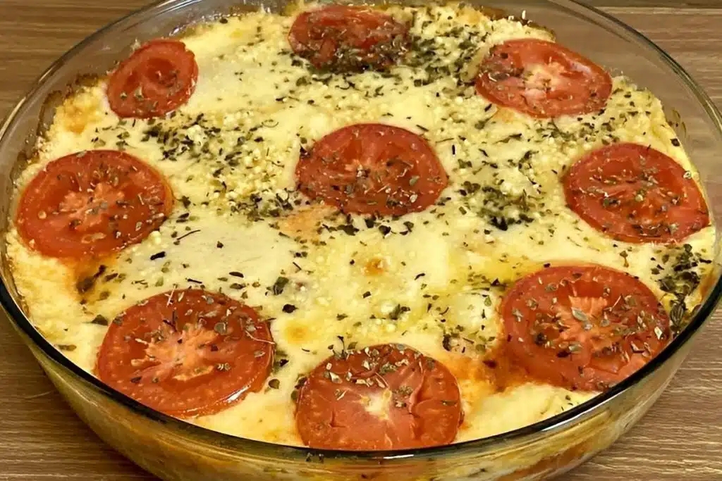 Batata gratinada no forno, é uma excelente opção para servir em um almoço de domingo com a família