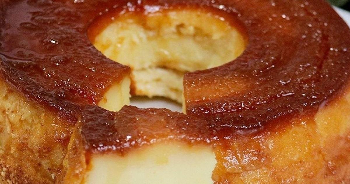 Bolo de queijadinha no liquidificador, com uma textura cremosa incomparável